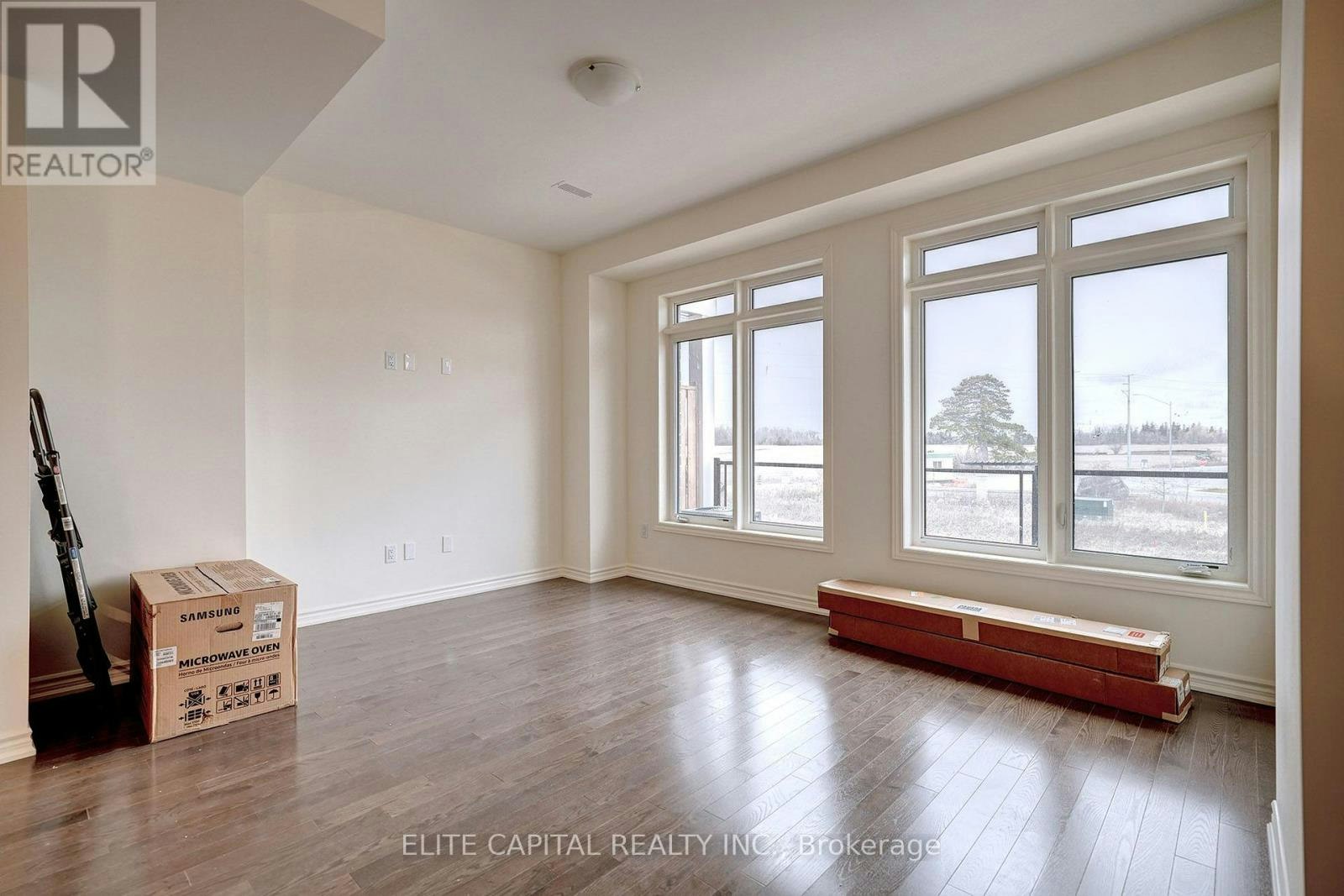 84 Holyrood Crescent, Vaughan, ON, L4H 5G2 - 8