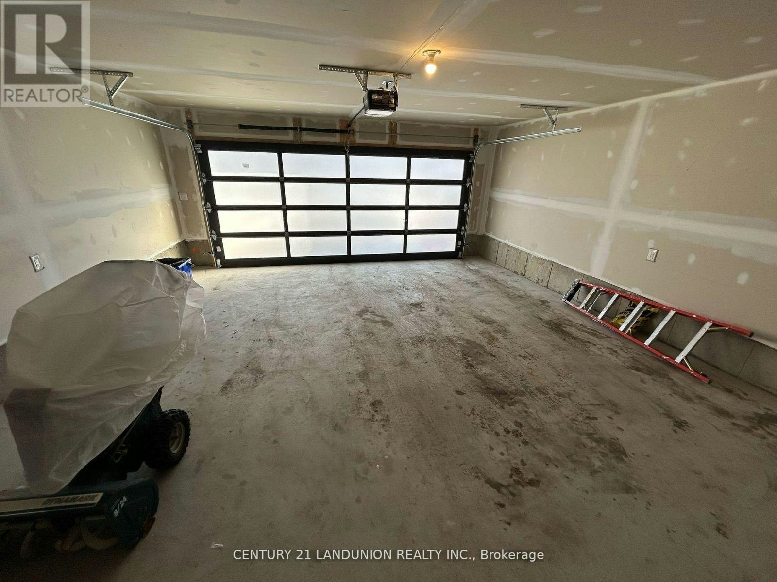 111 Mumbai Drive, Markham, ON, L3S 0G3 - 32