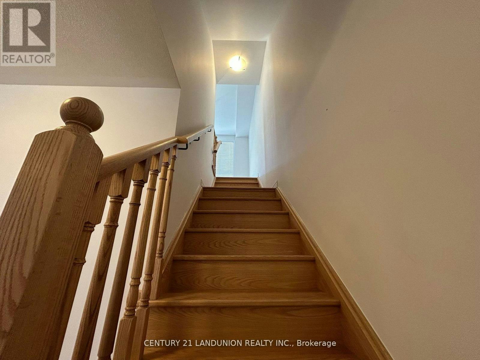 111 Mumbai Drive, Markham, ON, L3S 0G3 - 9