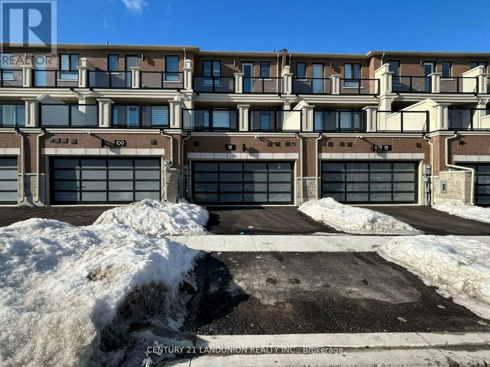 111 Mumbai Drive, Markham, ON, L3S 0G3 - 2
