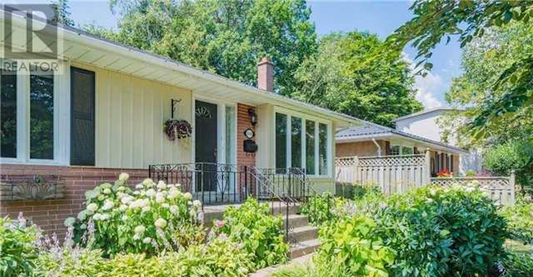 248 Snowden Road, Oakville, ON, L6L 3X5 - 3