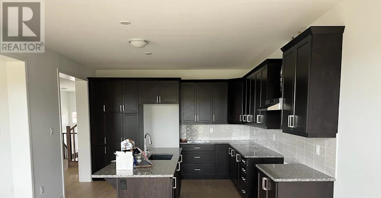 146 Forestwalk Street, Kitchener, ON, N2R 0S9 - 3