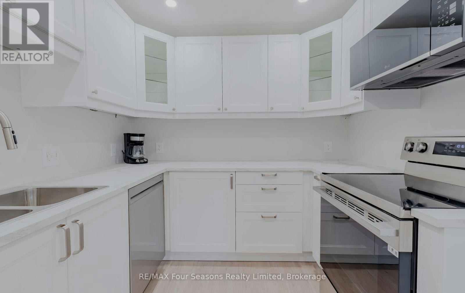 9811 Beachwood Road, Collingwood, ON, L9Y 5P1 - 7