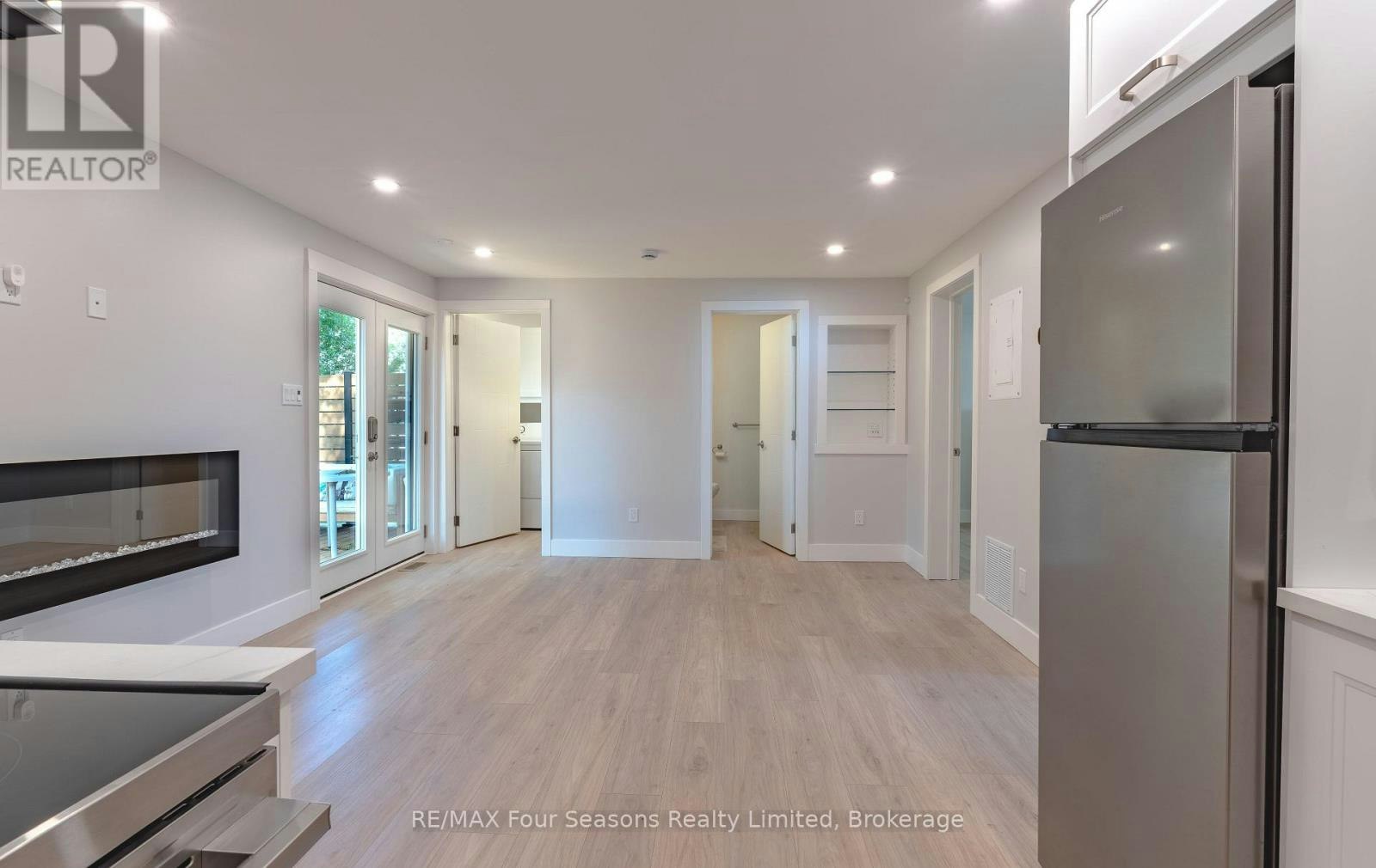 9811 Beachwood Road, Collingwood, ON, L9Y 5P1 - 5