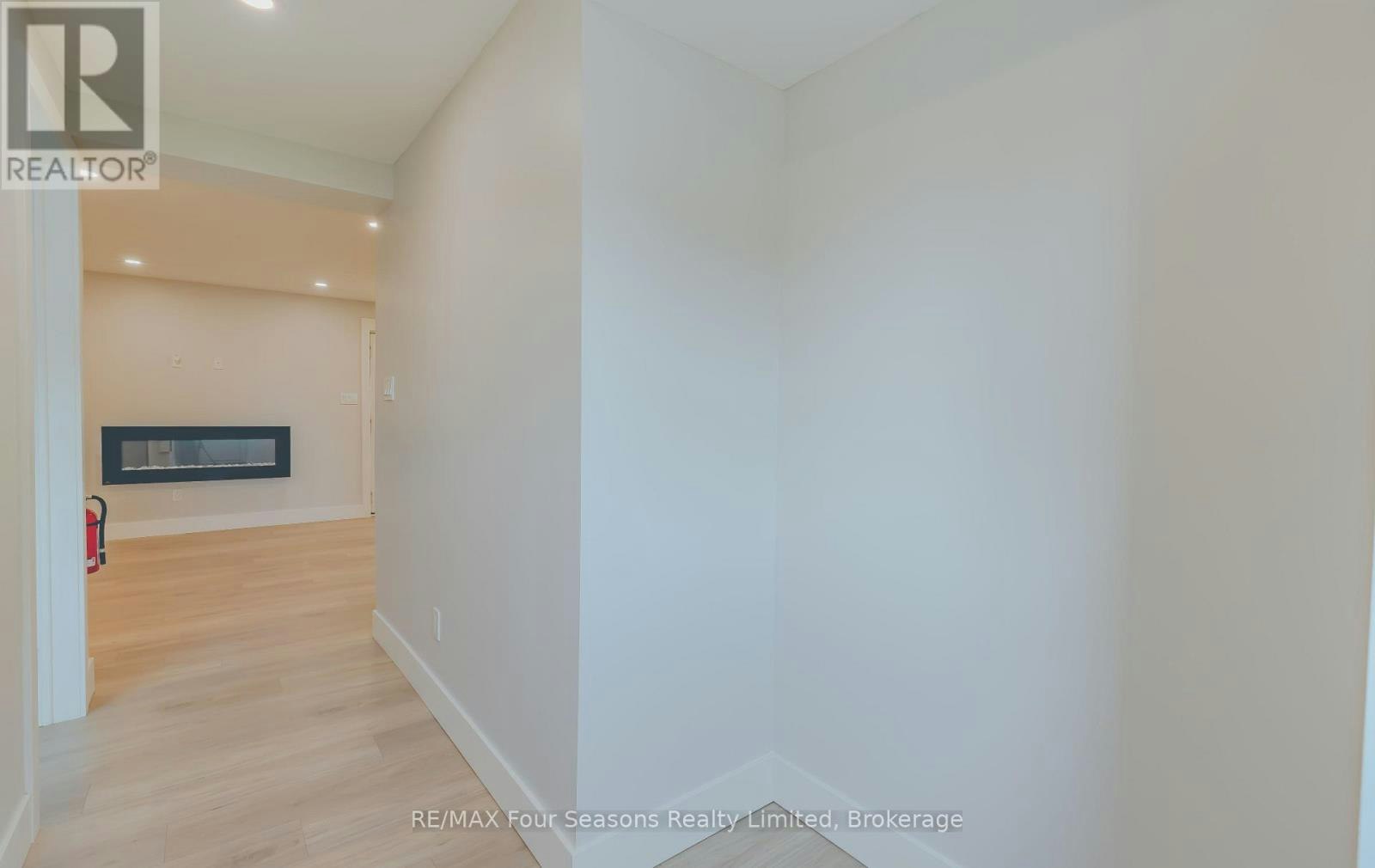 9811 Beachwood Road, Collingwood, ON, L9Y 5P1 - 12
