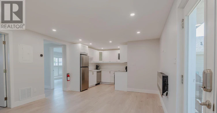 9811 Beachwood Road, Collingwood, ON, L9Y 5P1 - 2