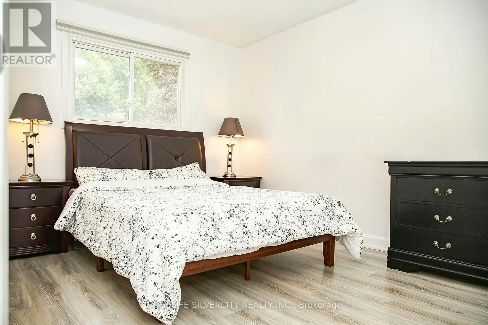 21 Mitchell Avenue, Brampton, ON, L6Z 1H2 - 25