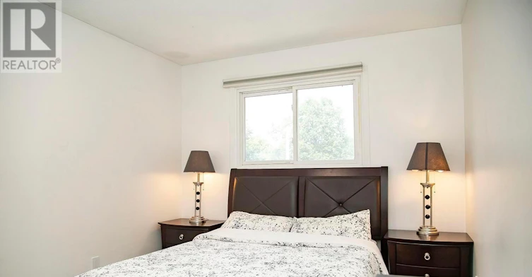 21 Mitchell Avenue, Brampton, ON, L6Z 1H2 - 26
