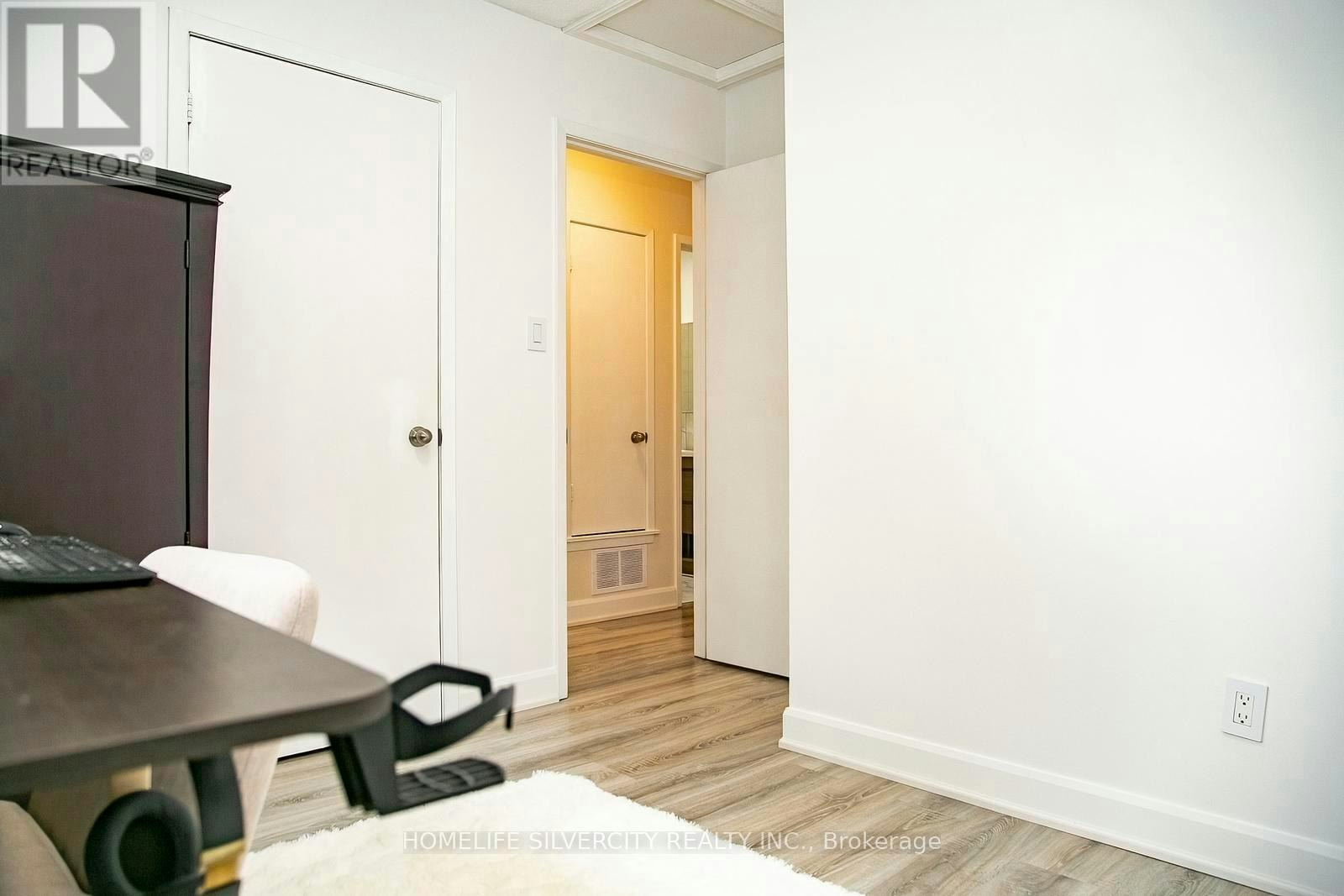 21 Mitchell Avenue, Brampton, ON, L6Z 1H2 - 33