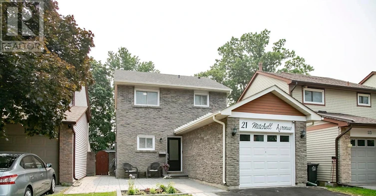 21 Mitchell Avenue, Brampton, ON, L6Z 1H2 - 2