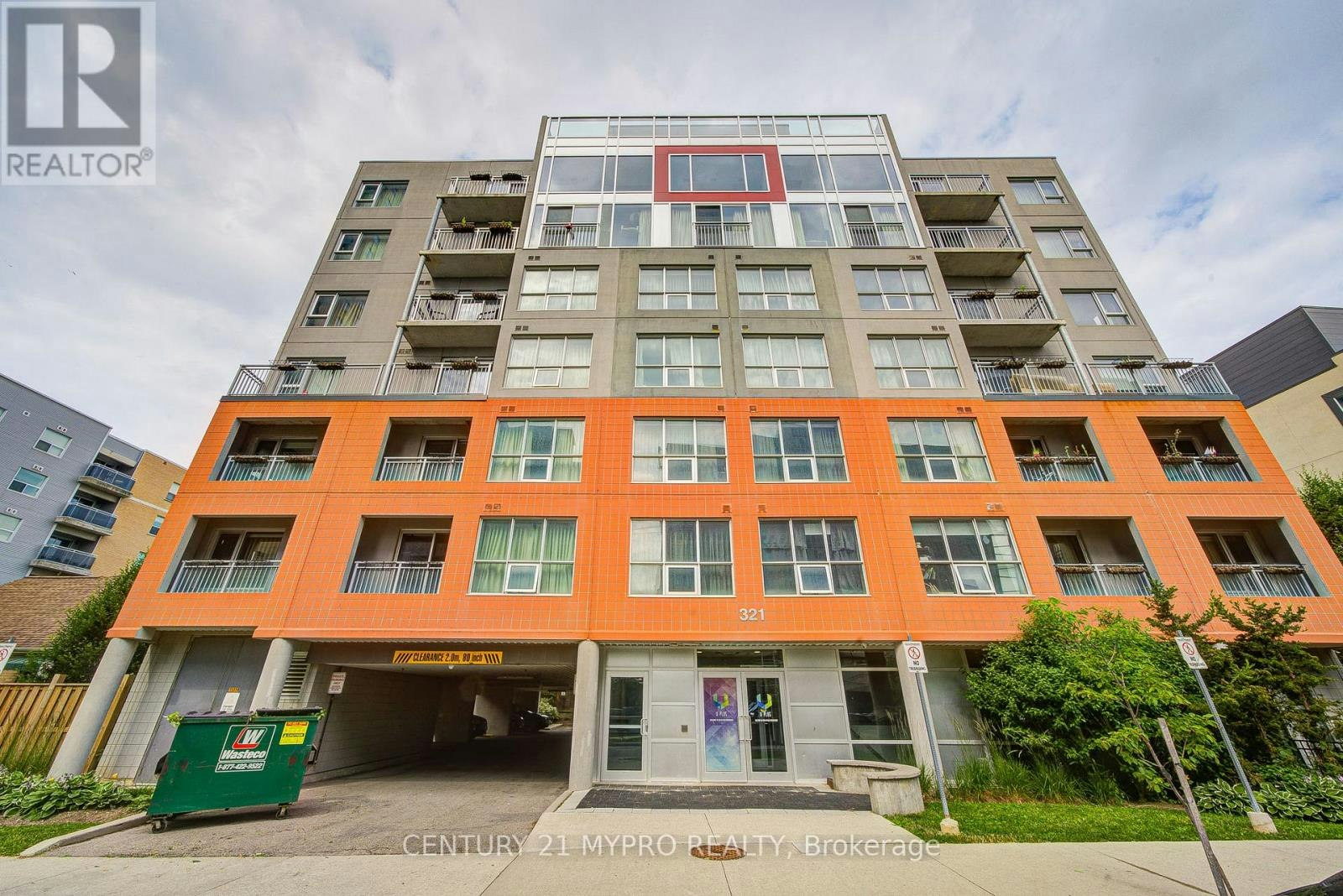 710-321 Spruce Street, Waterloo, ON, N2L 3M6
