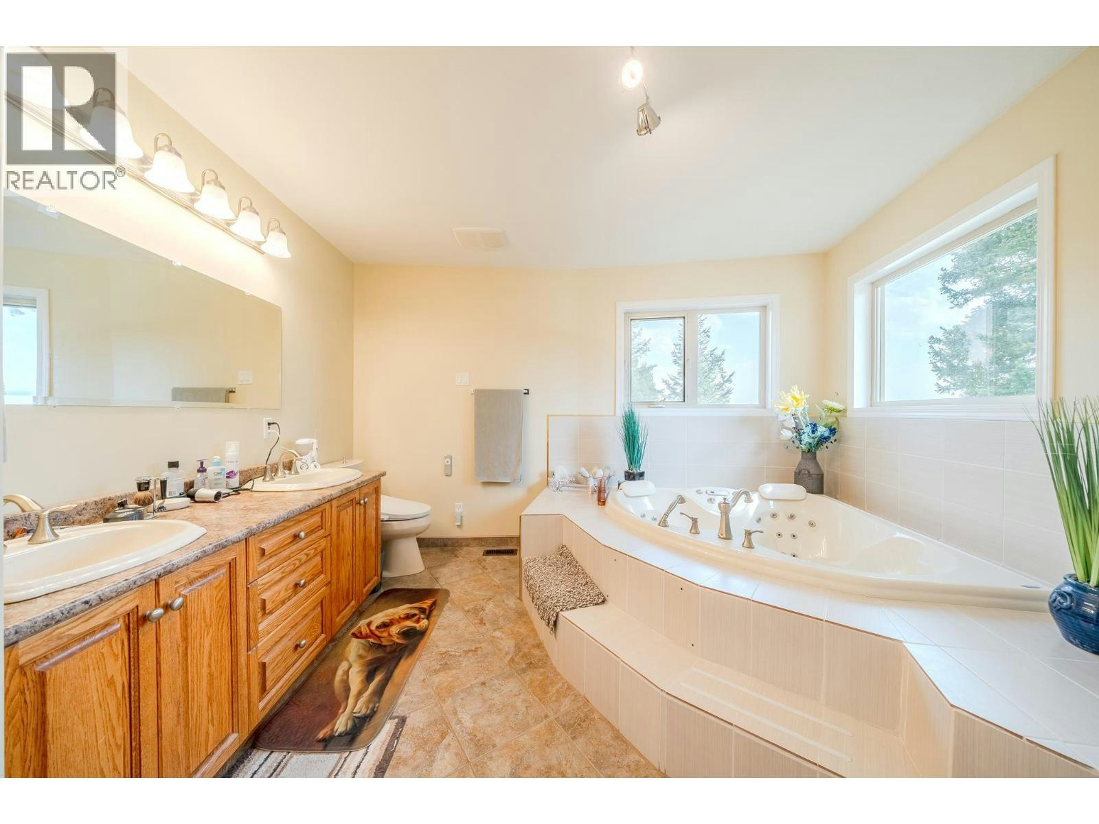 4882 Gloinnzun Crescent, 108 Mile Ranch, BC, V0K 2Z0 - 21
