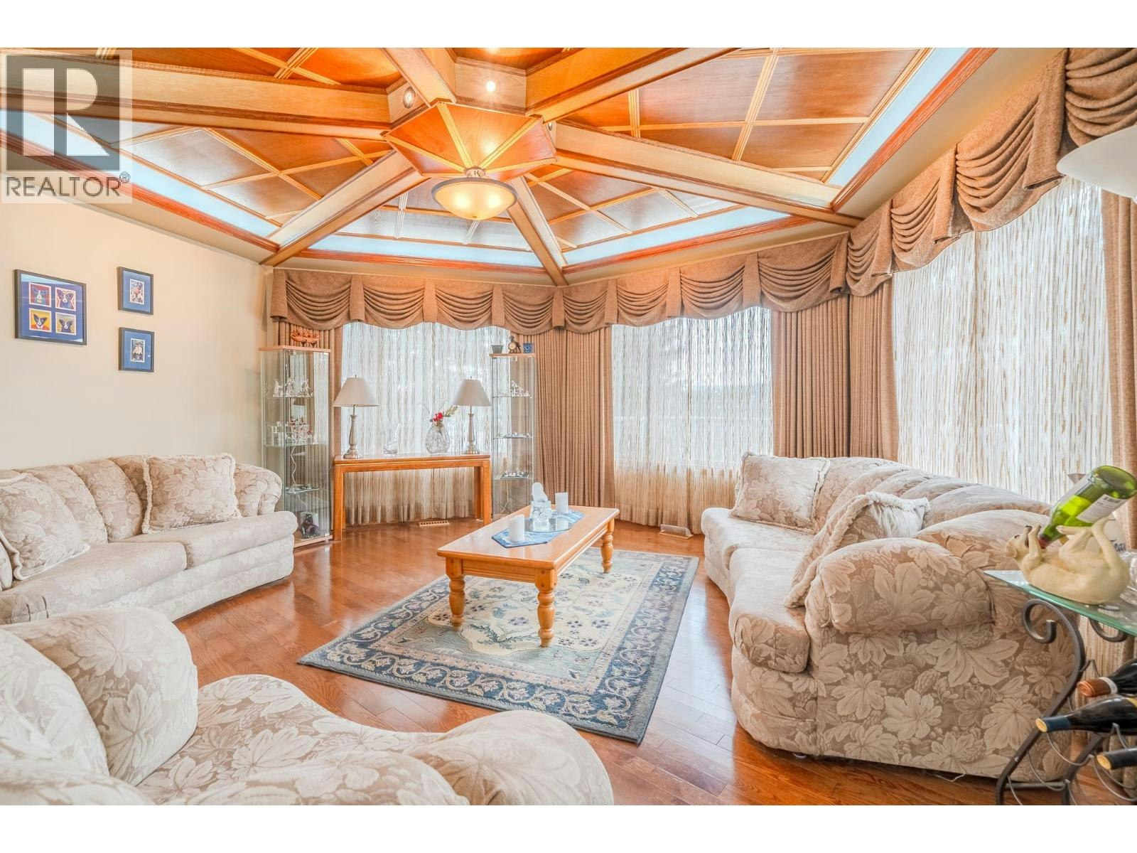 4882 Gloinnzun Crescent, 108 Mile Ranch, BC, V0K 2Z0 - 16