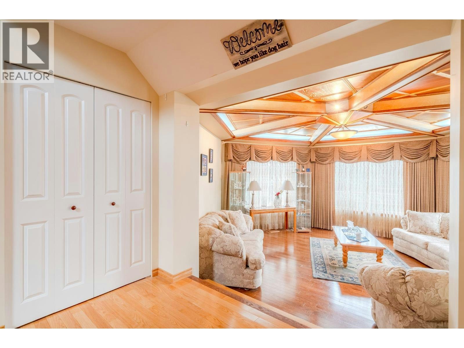 4882 Gloinnzun Crescent, 108 Mile Ranch, BC, V0K 2Z0 - 11