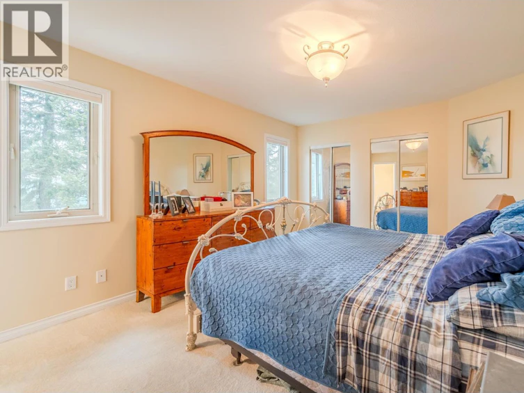 4882 Gloinnzun Crescent, 108 Mile Ranch, BC, V0K 2Z0 - 19