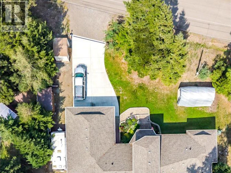 4882 Gloinnzun Crescent, 108 Mile Ranch, BC, V0K 2Z0 - 35