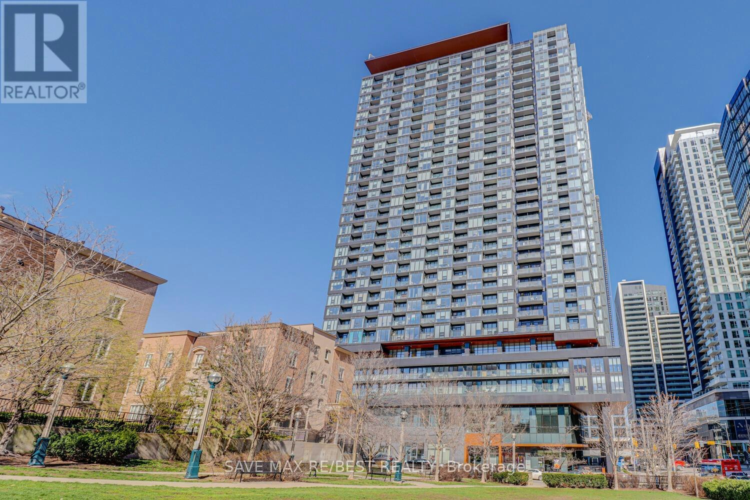 2810-19 Western Battery Road, Toronto, ON, M6K 0E3