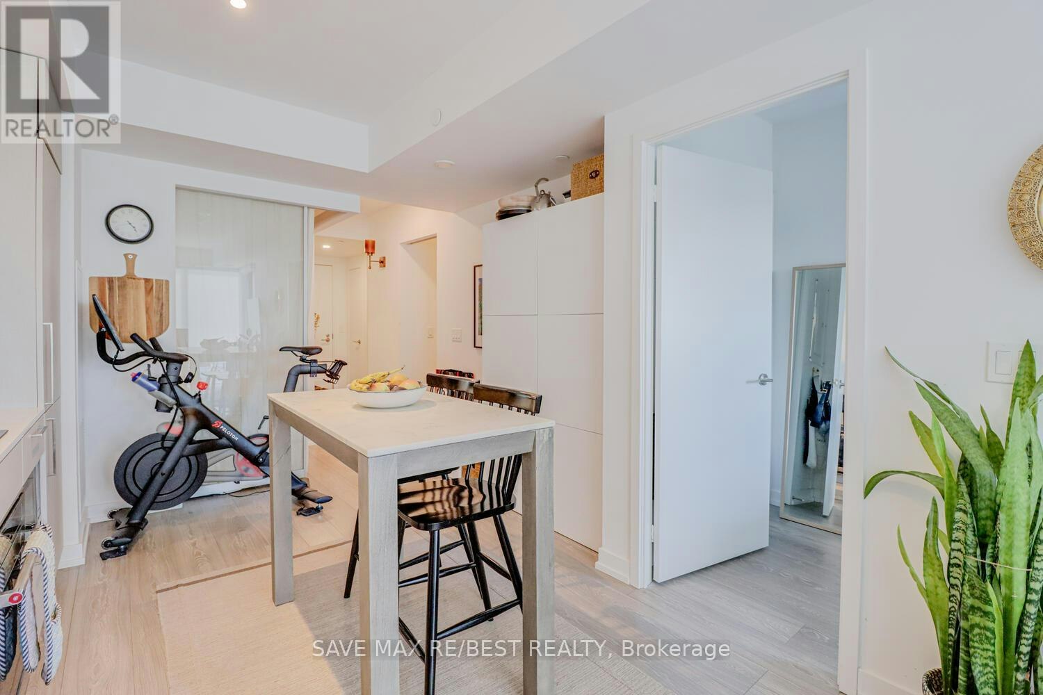 2810-19 Western Battery Road, Toronto, ON, M6K 0E3 - 11