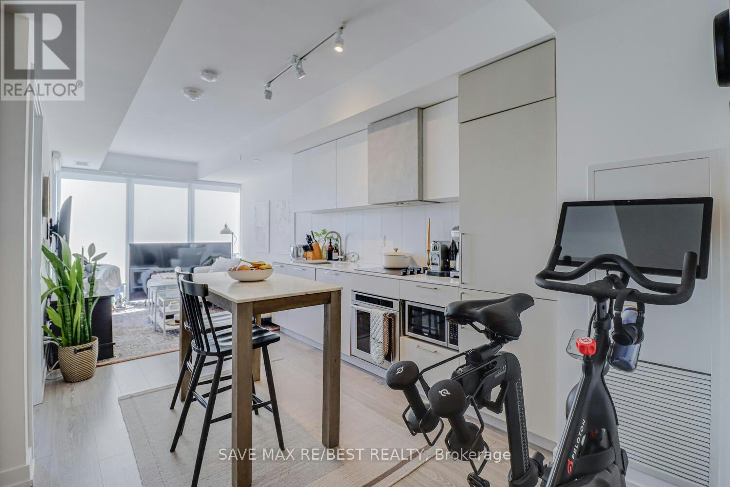2810-19 Western Battery Road, Toronto, ON, M6K 0E3 - 9