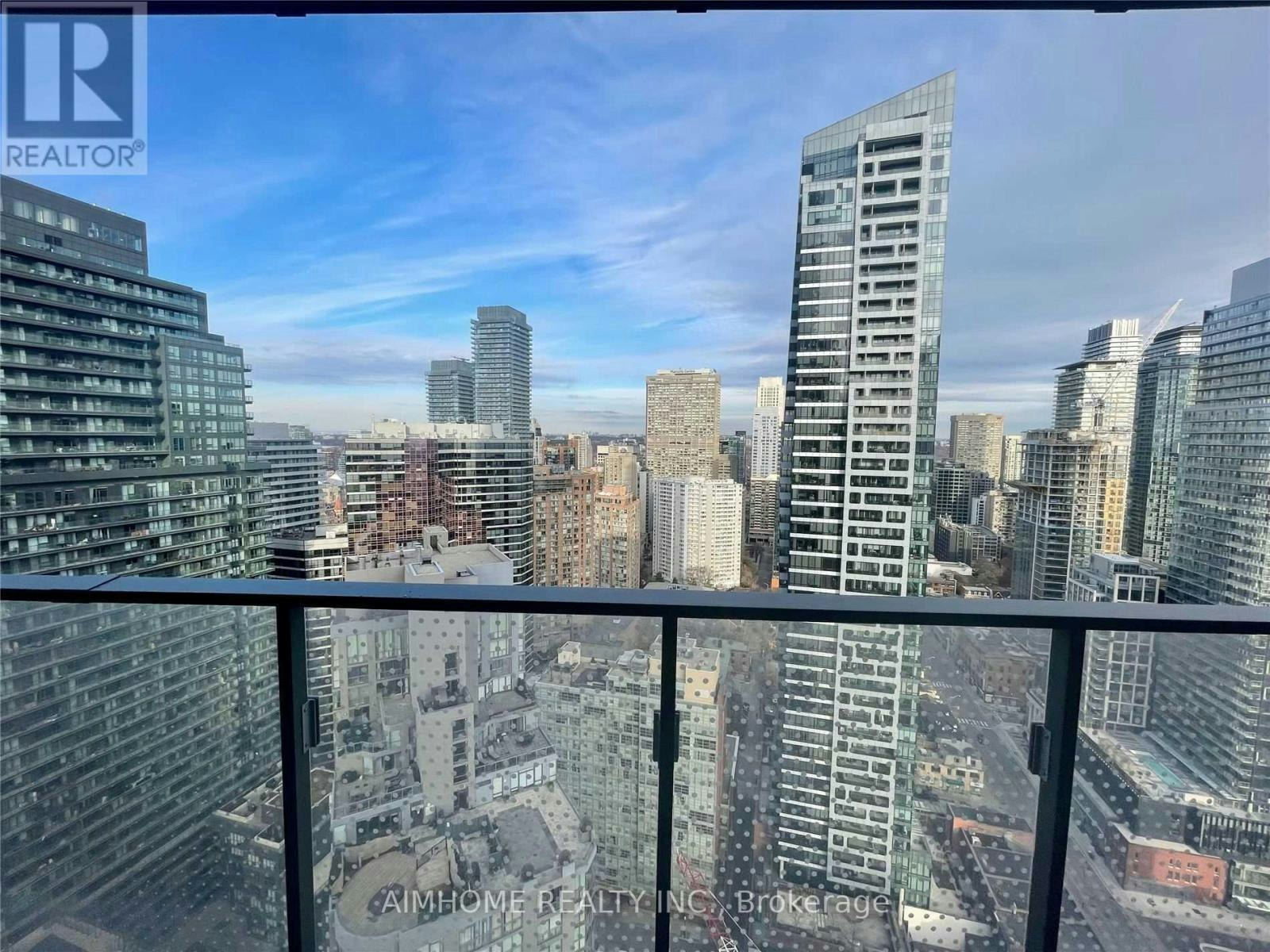 3310-11 Wellesley Street W, Toronto, ON, M4Y 0G4 - 10