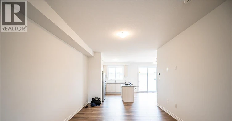 319 Rosenberg Way, Kitchener, ON, N2E 3Y2 - 4