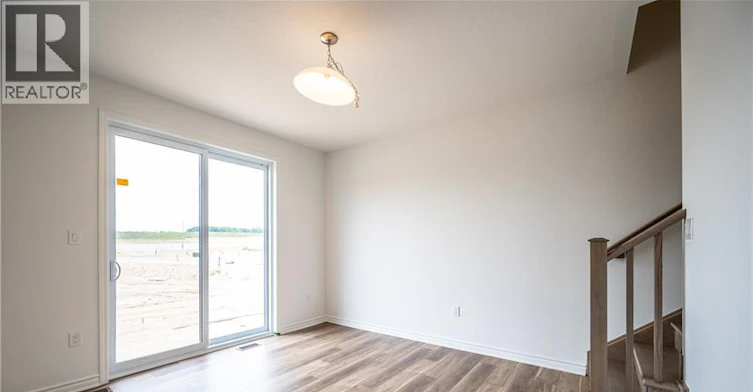 319 Rosenberg Way, Kitchener, ON, N2E 3Y2 - 8