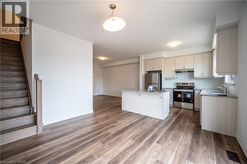 319 Rosenberg Way, Kitchener, ON, N2E 3Y2 - 11