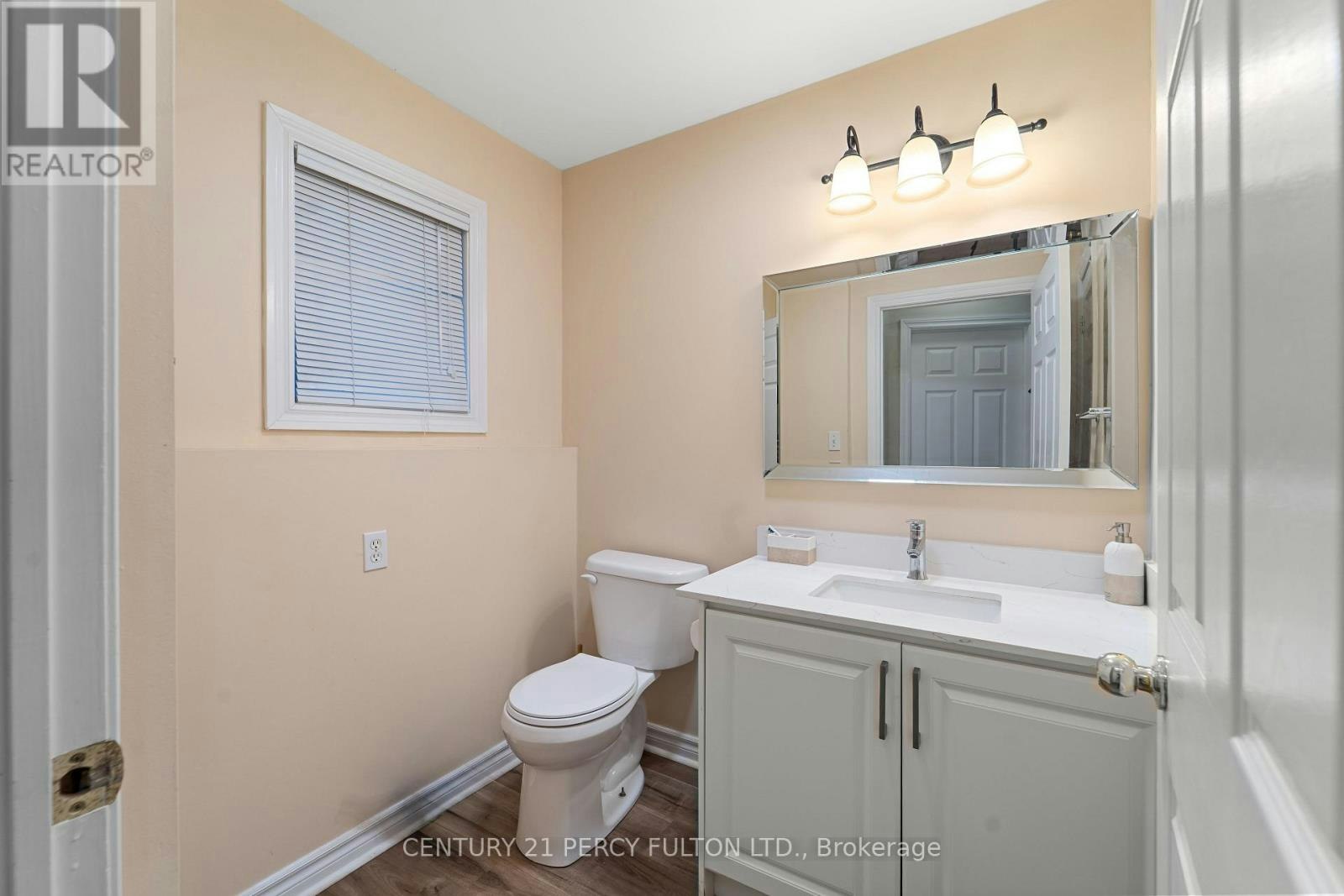 35 Weldon Street, Whitby, ON, L1R 2T5 - 14