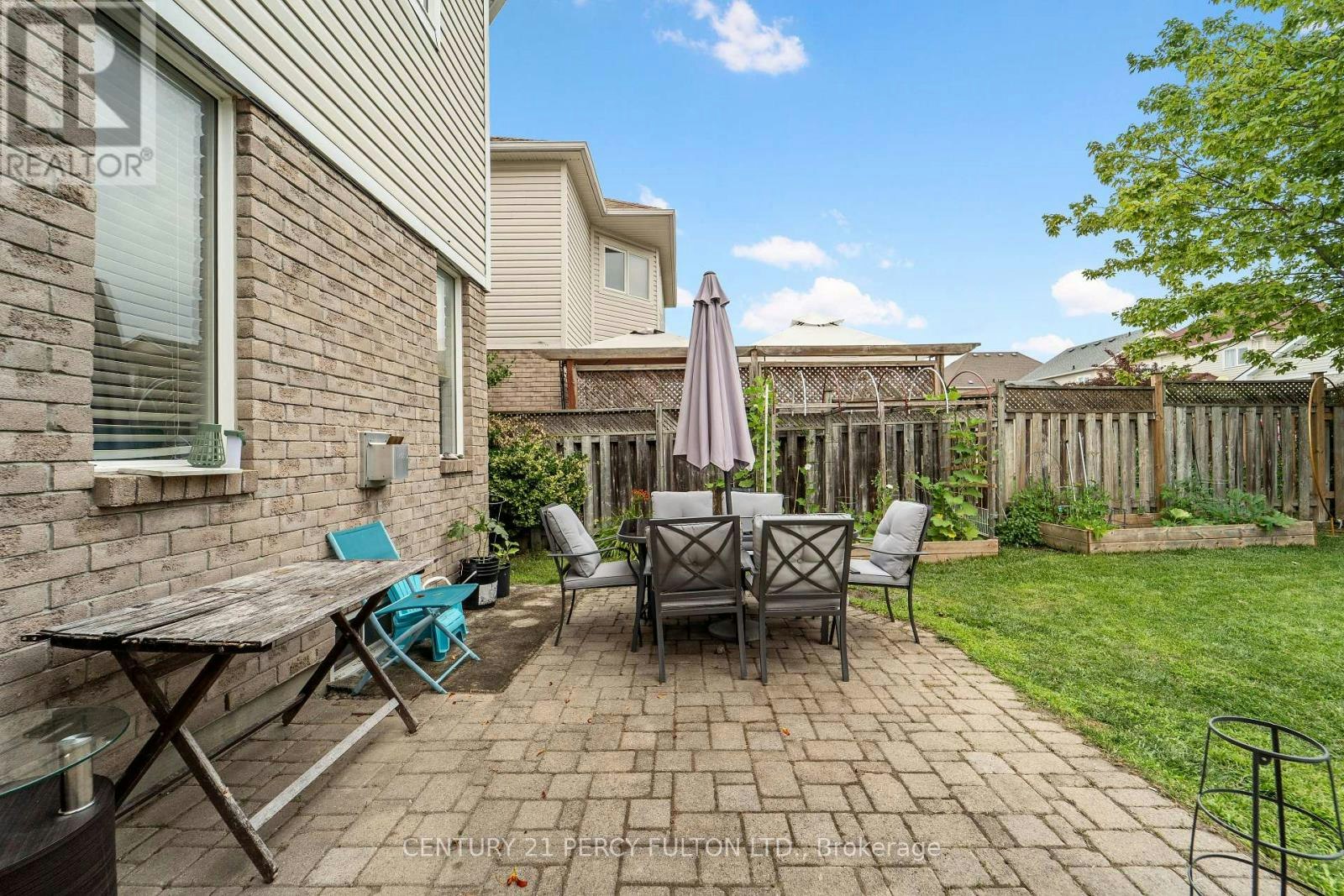 35 Weldon Street, Whitby, ON, L1R 2T5 - 29