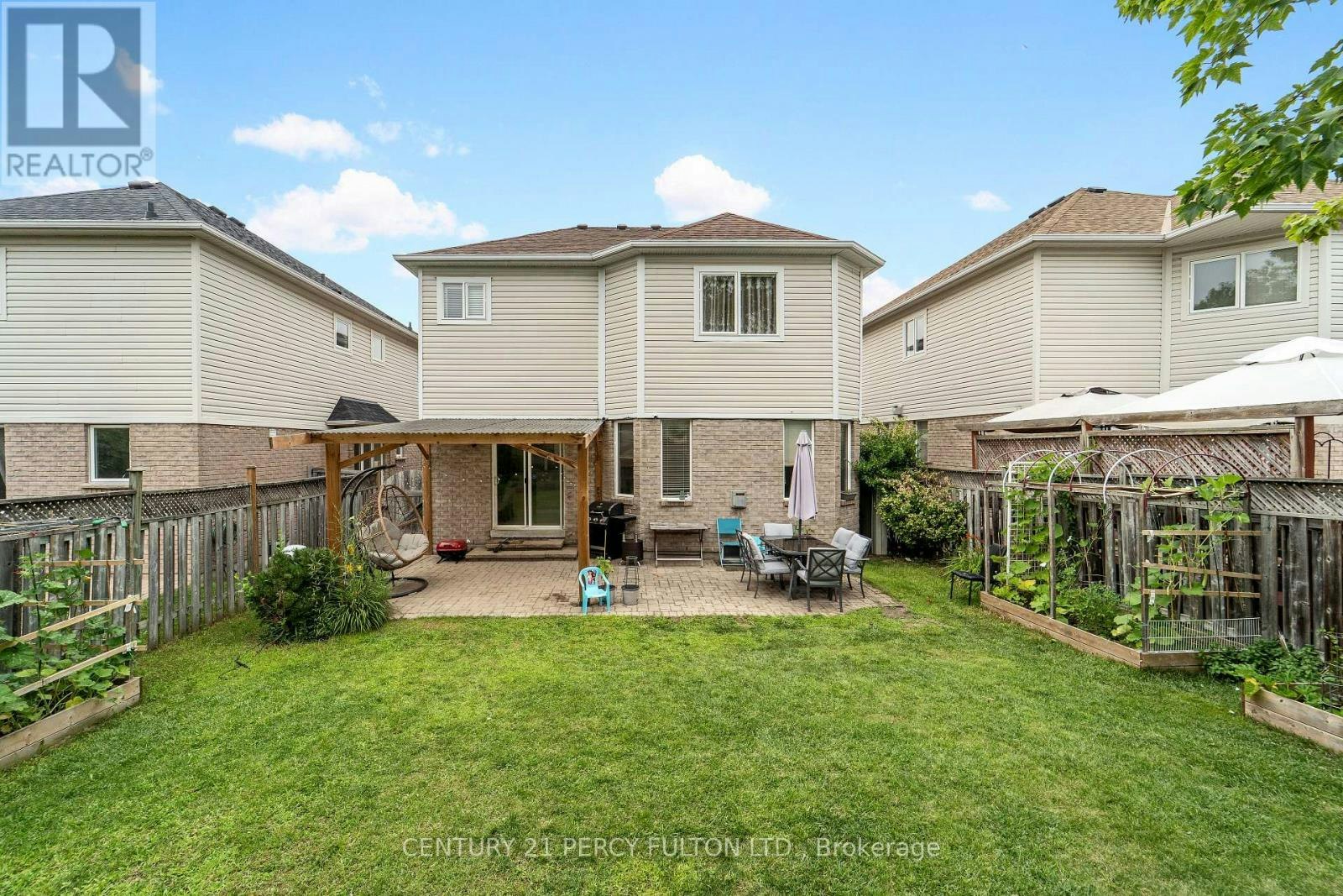 35 Weldon Street, Whitby, ON, L1R 2T5 - 26