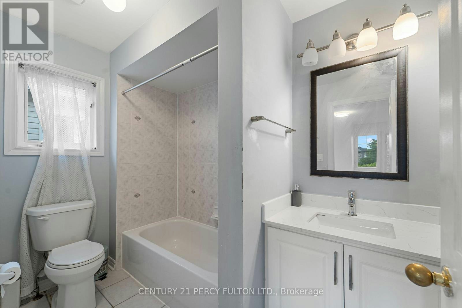 35 Weldon Street, Whitby, ON, L1R 2T5 - 21