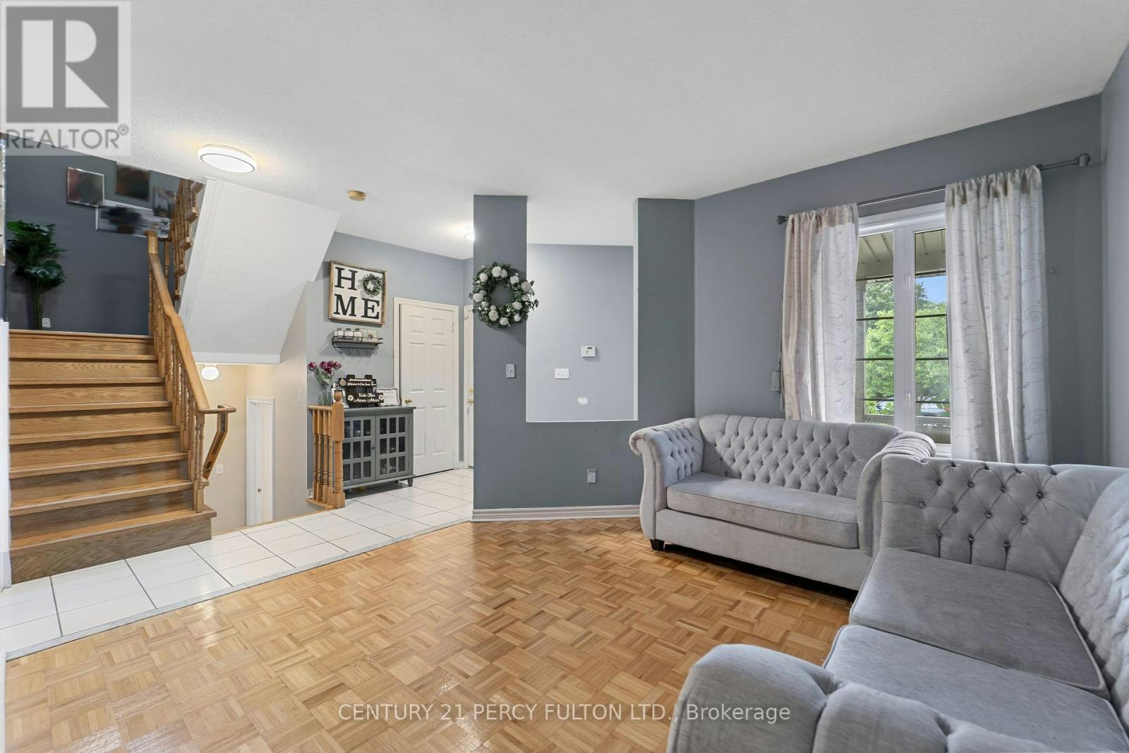 35 Weldon Street, Whitby, ON, L1R 2T5 - 6