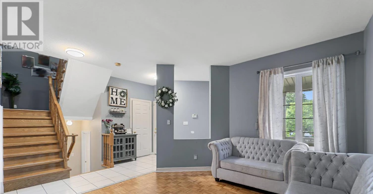 35 Weldon Street, Whitby, ON, L1R 2T5 - 6