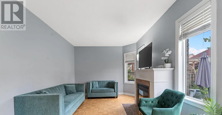 35 Weldon Street, Whitby, ON, L1R 2T5 - 7