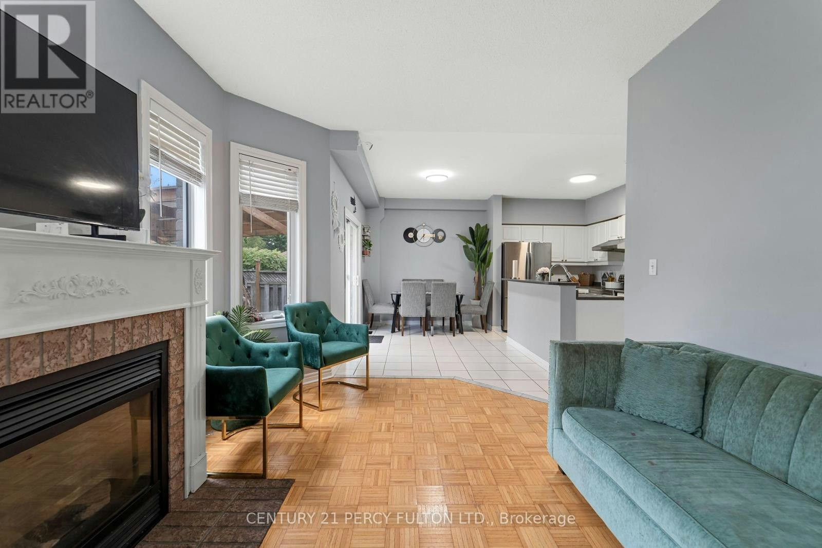 35 Weldon Street, Whitby, ON, L1R 2T5 - 8