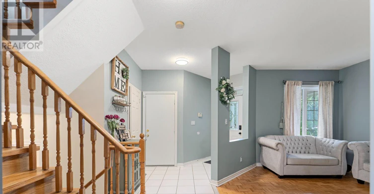 35 Weldon Street, Whitby, ON, L1R 2T5 - 4