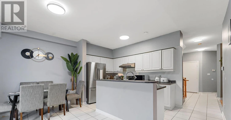 35 Weldon Street, Whitby, ON, L1R 2T5 - 9