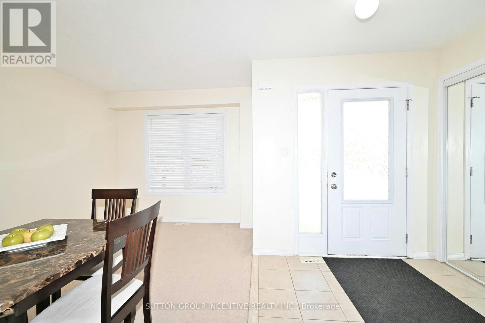 29-90 Sovereign's Gate, Barrie, ON, L4N 0Y9 - 3