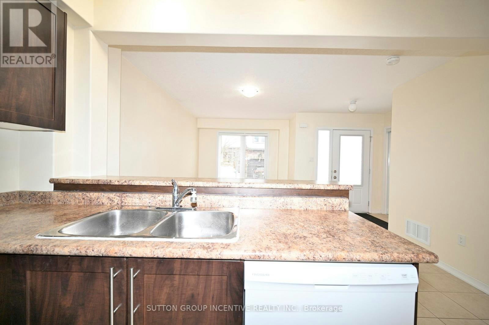29-90 Sovereign's Gate, Barrie, ON, L4N 0Y9 - 7