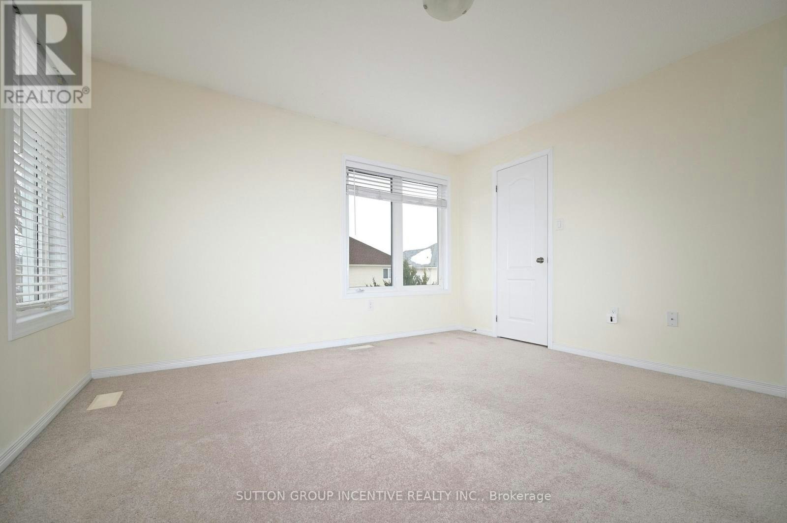 29-90 Sovereign's Gate, Barrie, ON, L4N 0Y9 - 28