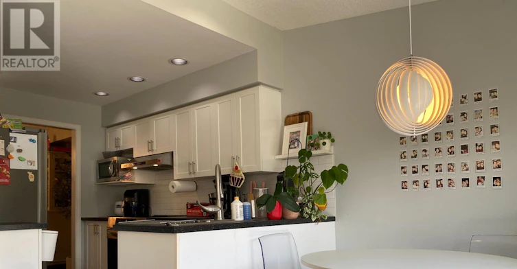 101 Milner Downs Crescent, Ottawa, ON, K2M 2S6 - 10