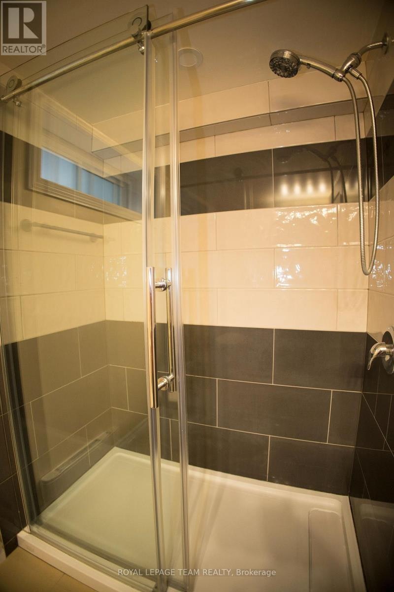 BASEMENT-2238 Miramichi Street, Ottawa, ON, K2C 0Y9 - 3