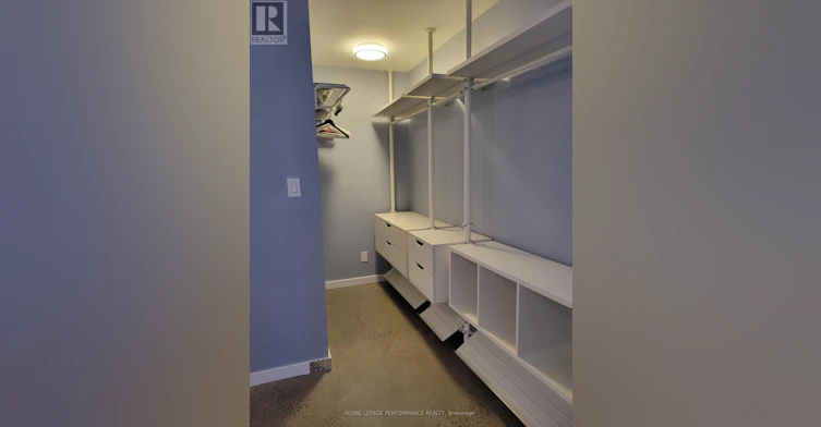 B-82 Third Avenue, Ottawa, ON, K1S 2J8 - 10