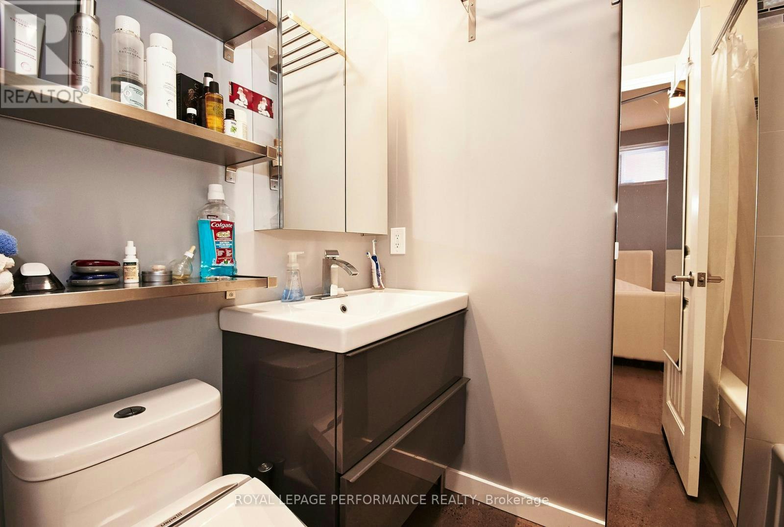 B-82 Third Avenue, Ottawa, ON, K1S 2J8 - 11