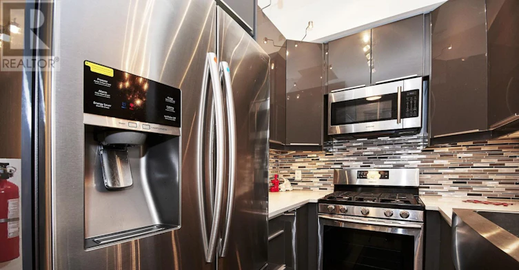 B-82 Third Avenue, Ottawa, ON, K1S 2J8 - 4