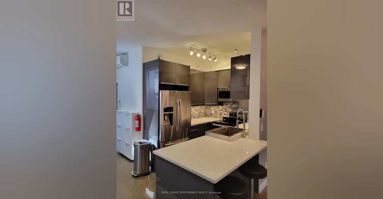 B-82 Third Avenue, Ottawa, ON, K1S 2J8 - 5