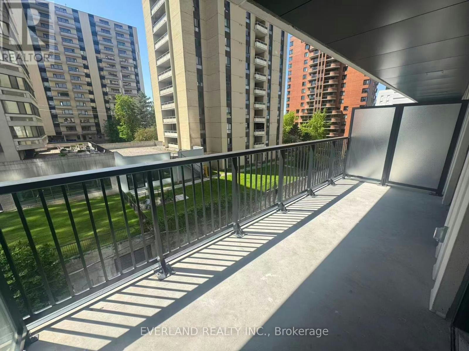 738-91 Montclair Avenue, Toronto, ON, M5P 0B1 - 10