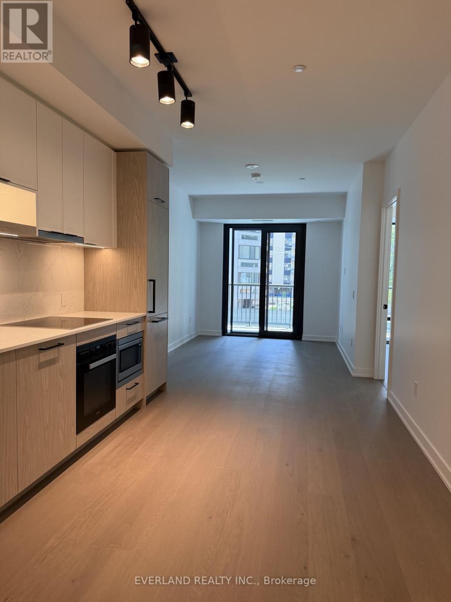 738-91 Montclair Avenue, Toronto, ON, M5P 0B1 - 4