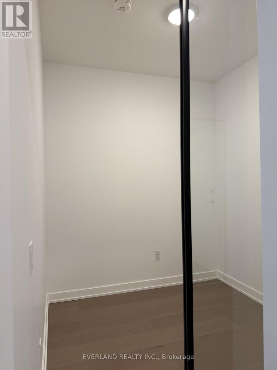 738-91 Montclair Avenue, Toronto, ON, M5P 0B1 - 5
