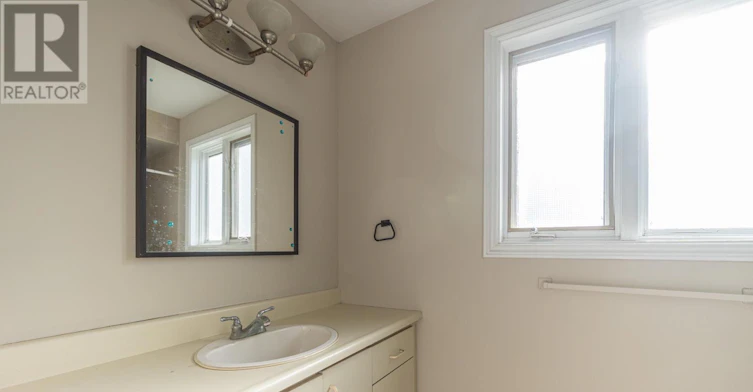 14 Pyne Hills Court, New Tecumseth, ON, L0G 1W0 - 15